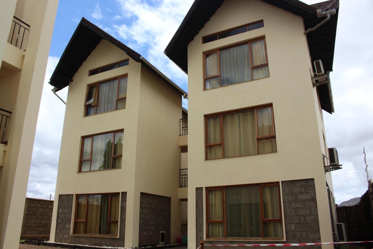 Afrika Lodges Voi Exterior photo